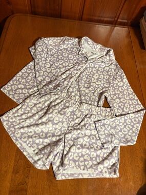 art class Lavender and Cream Leopard Print Pajama Set - Girls